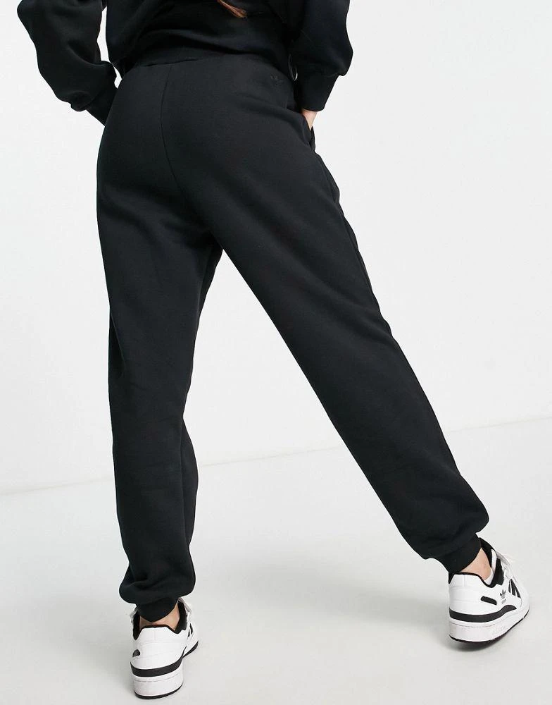 商品Adidas|adidas Originals Mountain Explorer contrast cuffed joggers in black,价格¥416,第3张图片详细描述