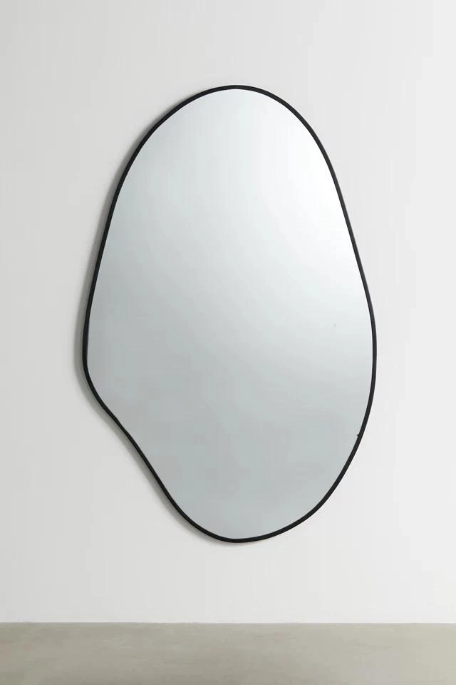商品Urban Outfitters|Aria Blob Floor Mirror,价格¥4114,第2张图片详细描述