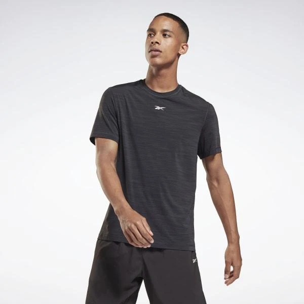 商品Reebok|Les Mills® BodyPump® Activchill T-Shirt,价格¥355,第1张图片