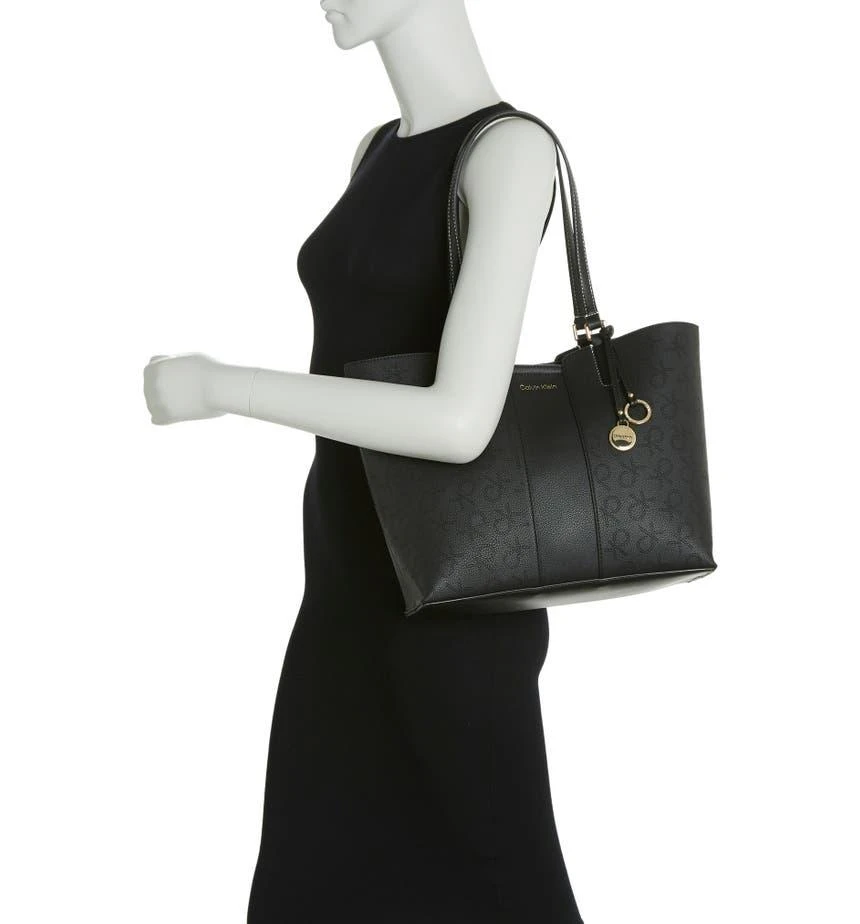 商品Calvin Klein|Suri Tote,价格¥777,第2张图片详细描述