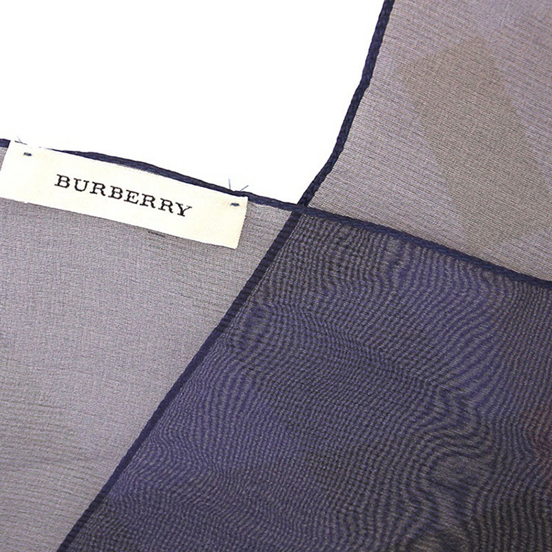 Burberry 博柏利 中性深蓝色格纹桑蚕丝围巾 3907861商品第2张图片规格展示