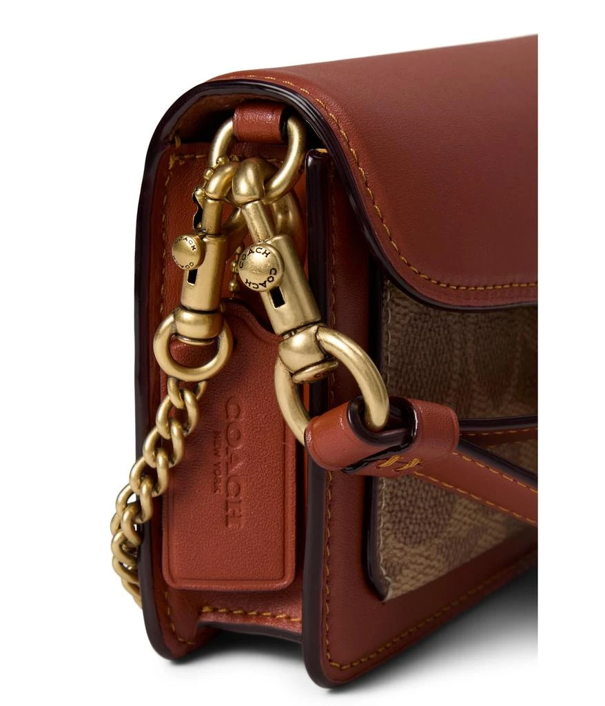 商品Coach|Coated Canvas Signature Tabby Wristlet,价格¥1802,第4张图片详细描述