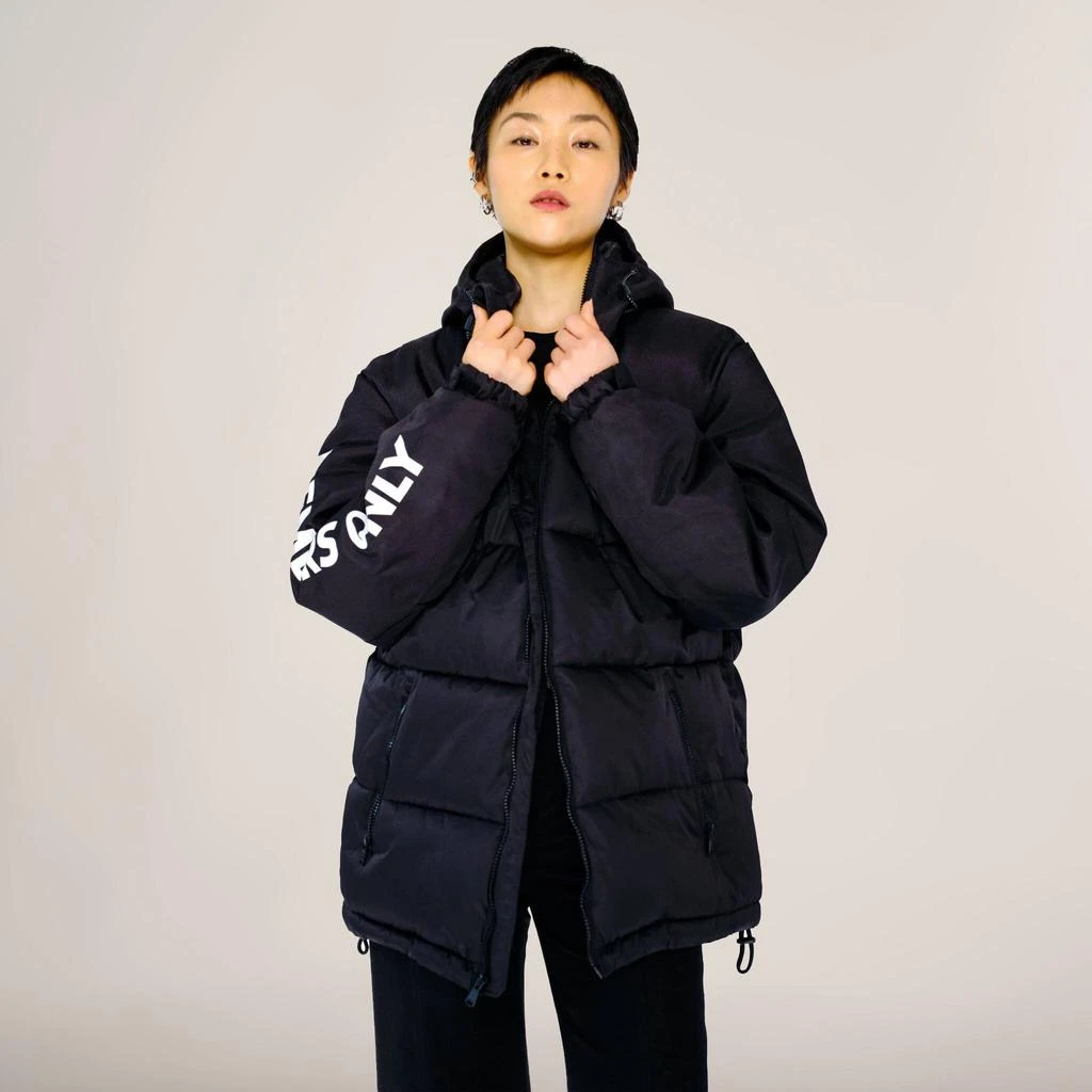 商品Members Only|Women's Oversized Puffer Jacket,价格¥294,第3张图片详细描述