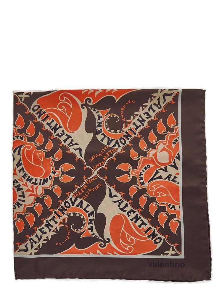 商品Valentino|Valentino Manifesto Bandana Foulard Logo Printed Scarf,价格¥1943,第1张图片