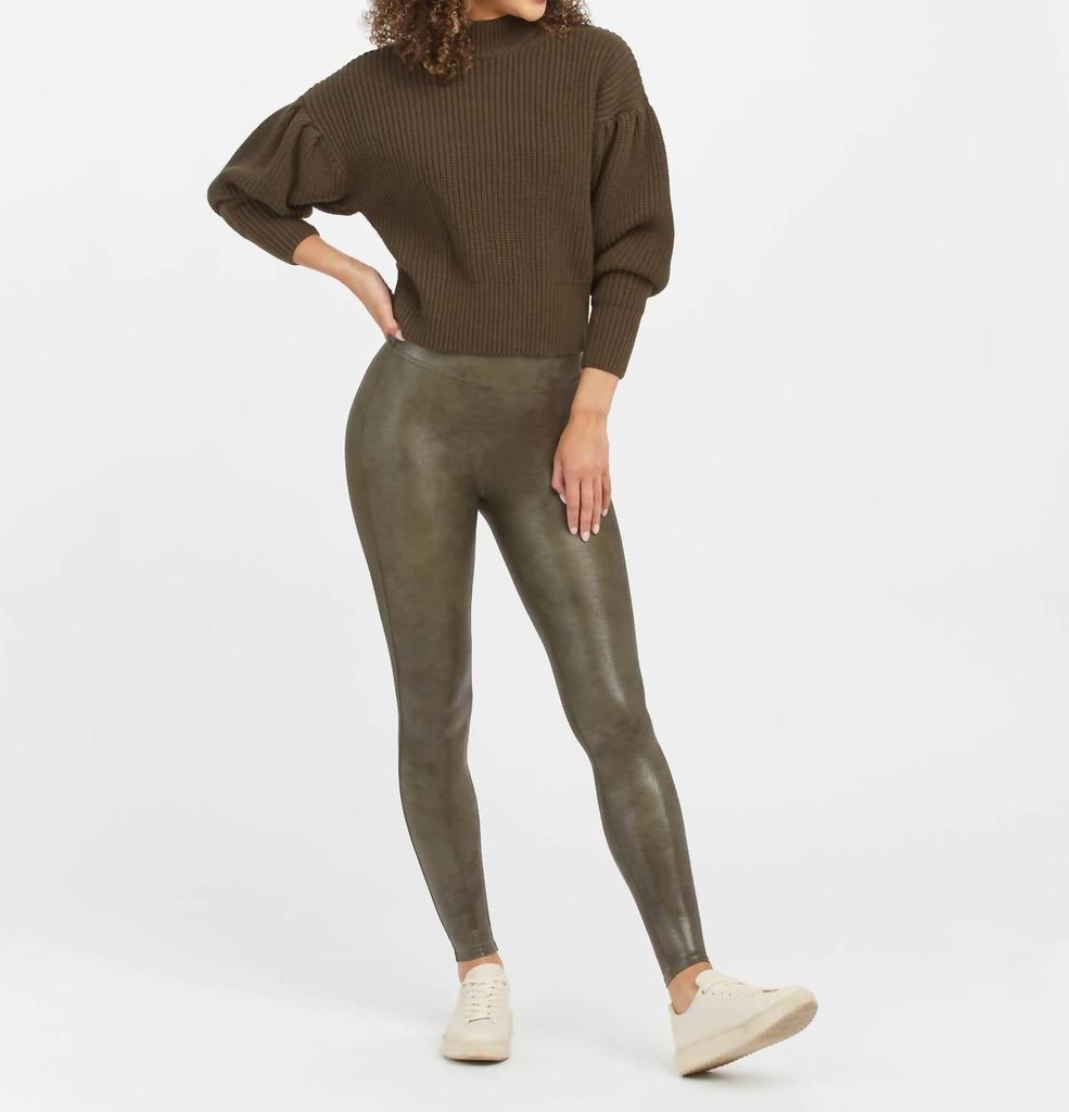 Faux Leather Croc Shine Leggings in Olive商品第1张图片规格展示