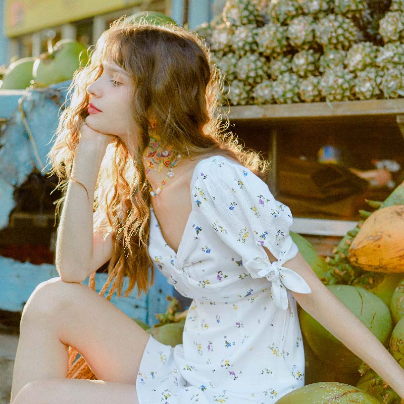 Zahra白色小碎花纽结泡泡袖复古连衣裙 | Zahra Dress - Ivory Petal 商品第2张图片规格展示