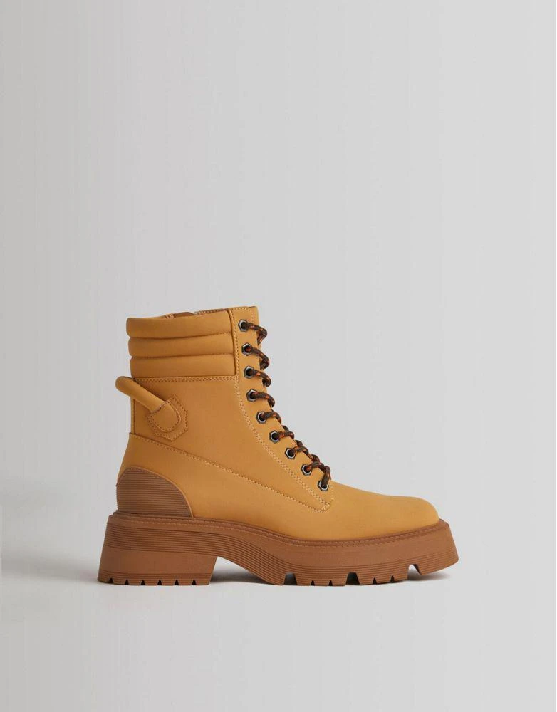 商品Bershka|Bershka biker ankle boots with lace front in camel,价格¥259,第4张图片详细描述