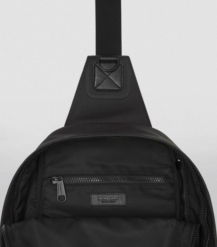 商品Burberry|Coated Canvas Horseferry Print Backpack,价格¥7383,第5张图片详细描述