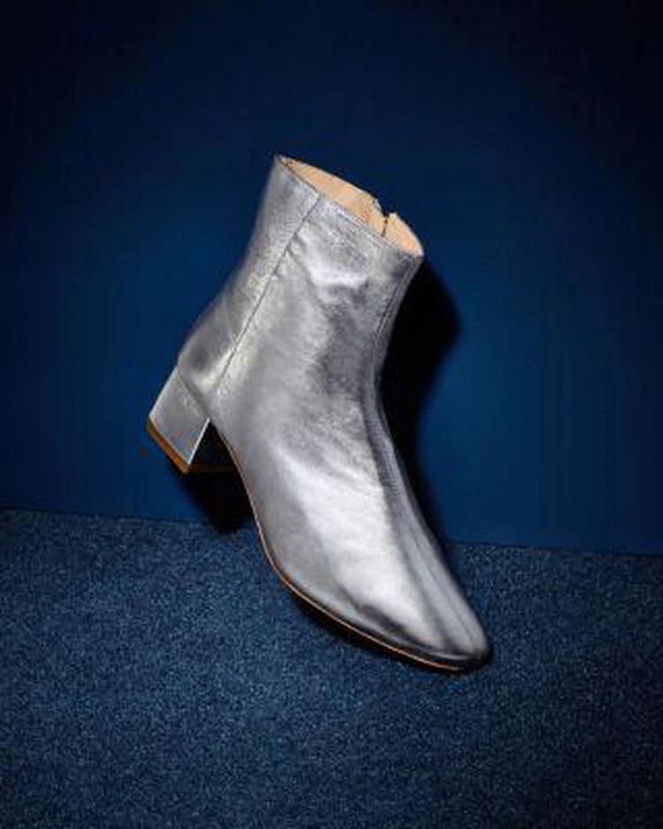 Women's Carter Leather Block Heel Booties 商品