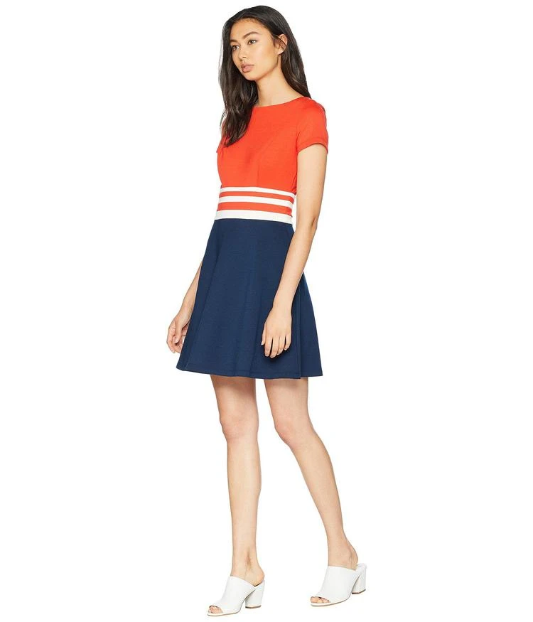 商品Juicy Couture|Flirty Color Block Ponte Dress,价格¥511,第2张图片详细描述