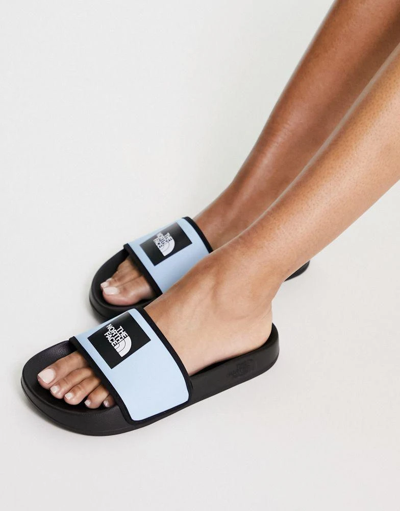 商品The North Face|The North Face Base Camp III sliders in light blue/ black,价格¥323,第4张图片详细描述