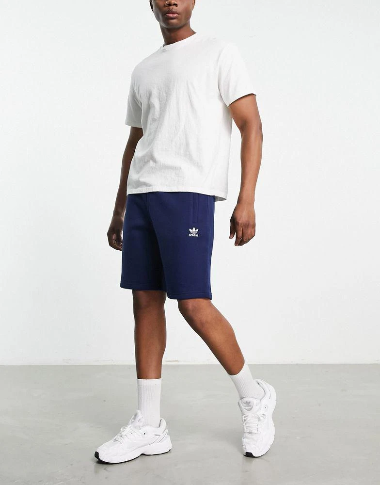 商品Adidas|adidas Originals Trefoil Essentials logo shorts in navy,价格¥347,第4张图片详细描述