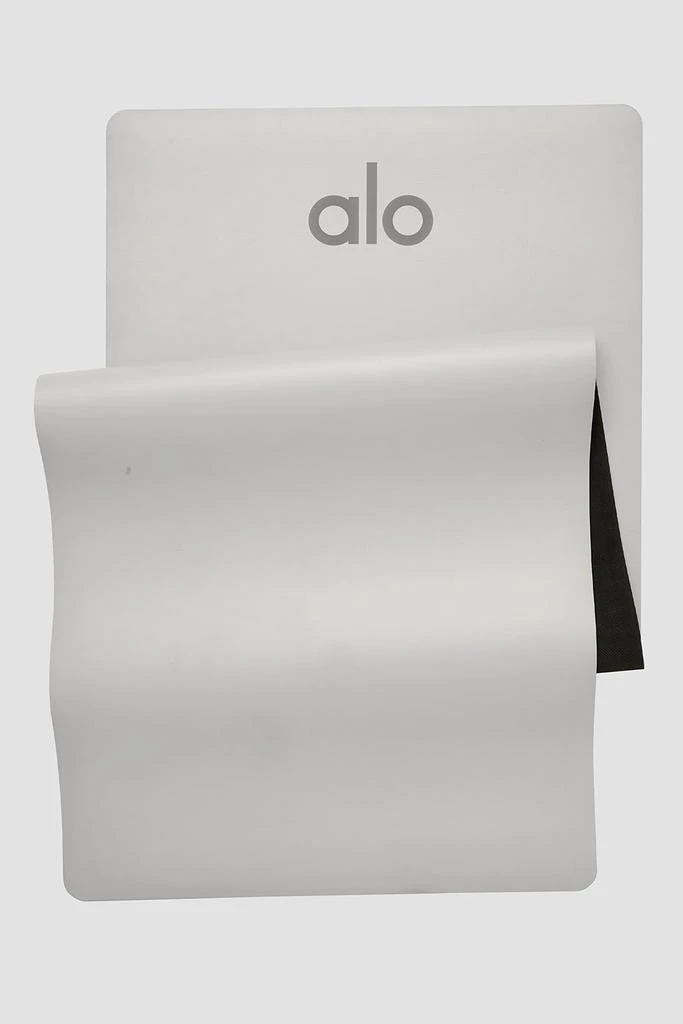 商品Alo|Warrior Mat - Dove Grey,价格¥1055,第1张图片
