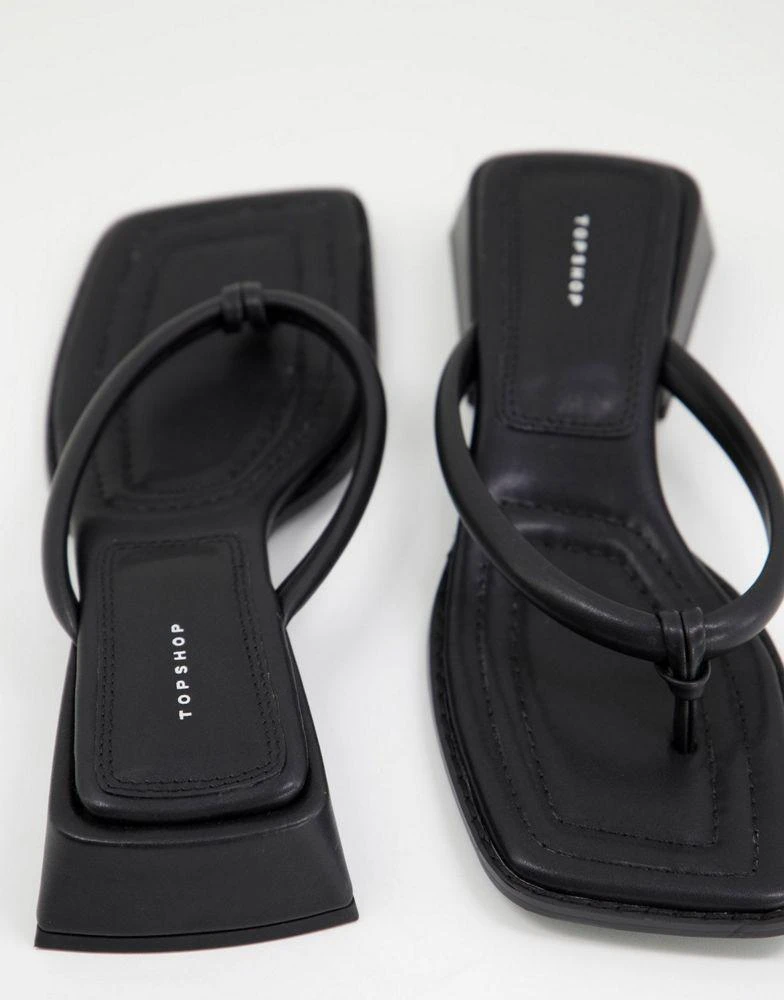 商品Topshop|Topshop Pella toe post sandal in black,价格¥152,第2张图片详细描述