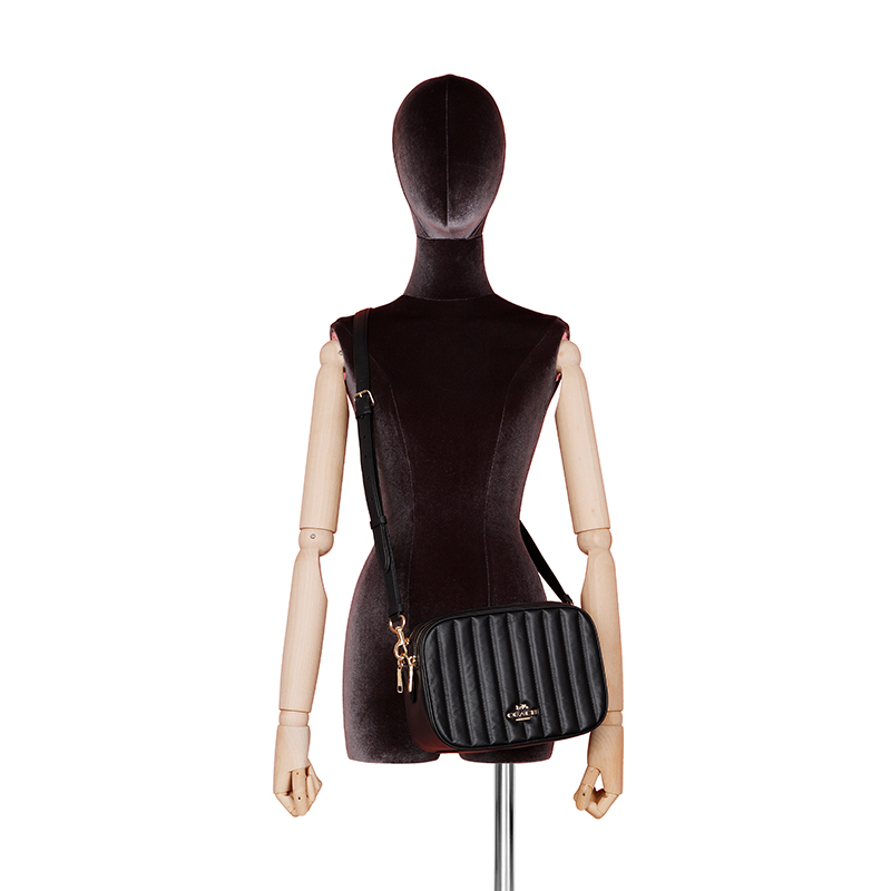 蔻驰 COACH 女士黑色皮革单肩斜挎包 C1569  IMBLK商品第11张图片规格展示