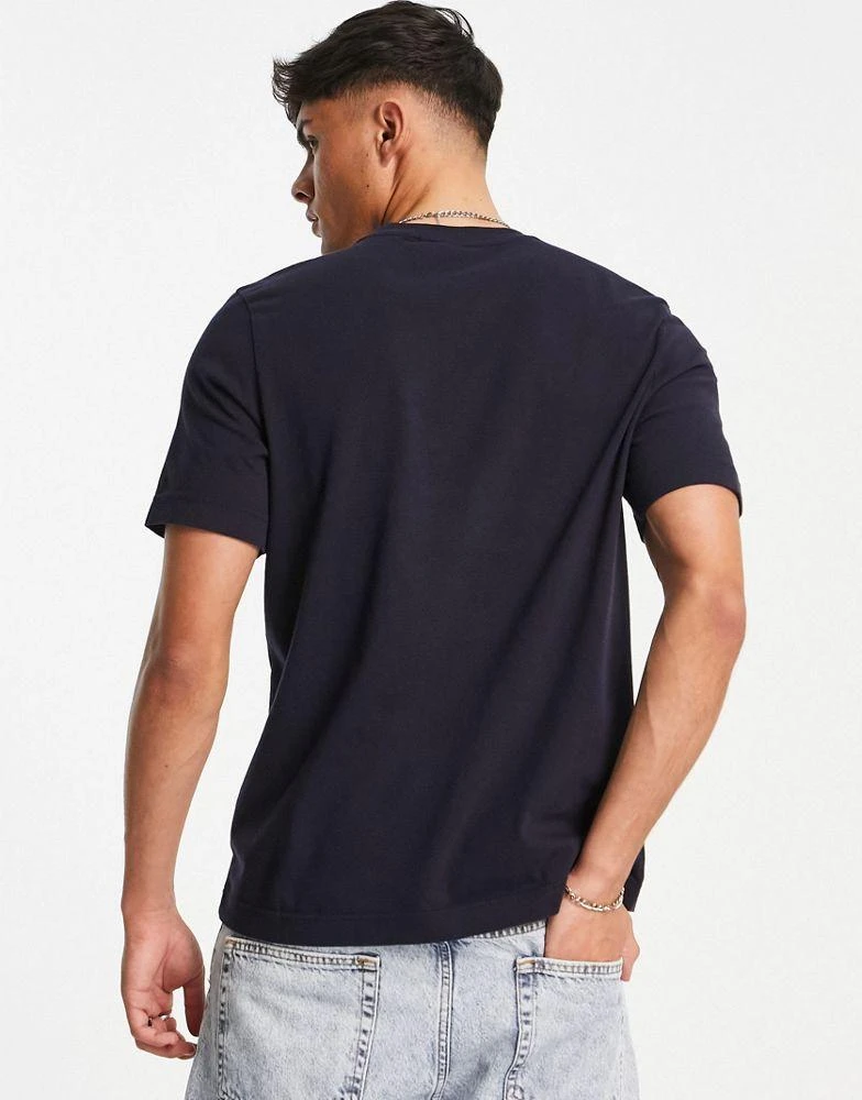 商品Barbour|Barbour International Formula centre logo t-shirt in black,价格¥317,第4张图片详细描述