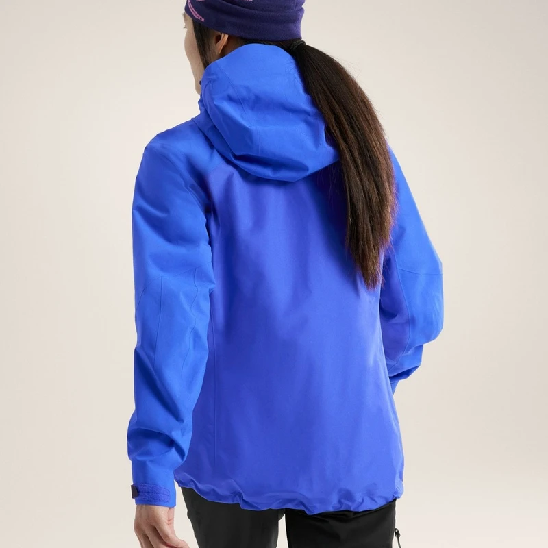 ARC TERYX/始祖鸟 BETA AR女士蓝色Gore-Tex Pro面料夹克 商品