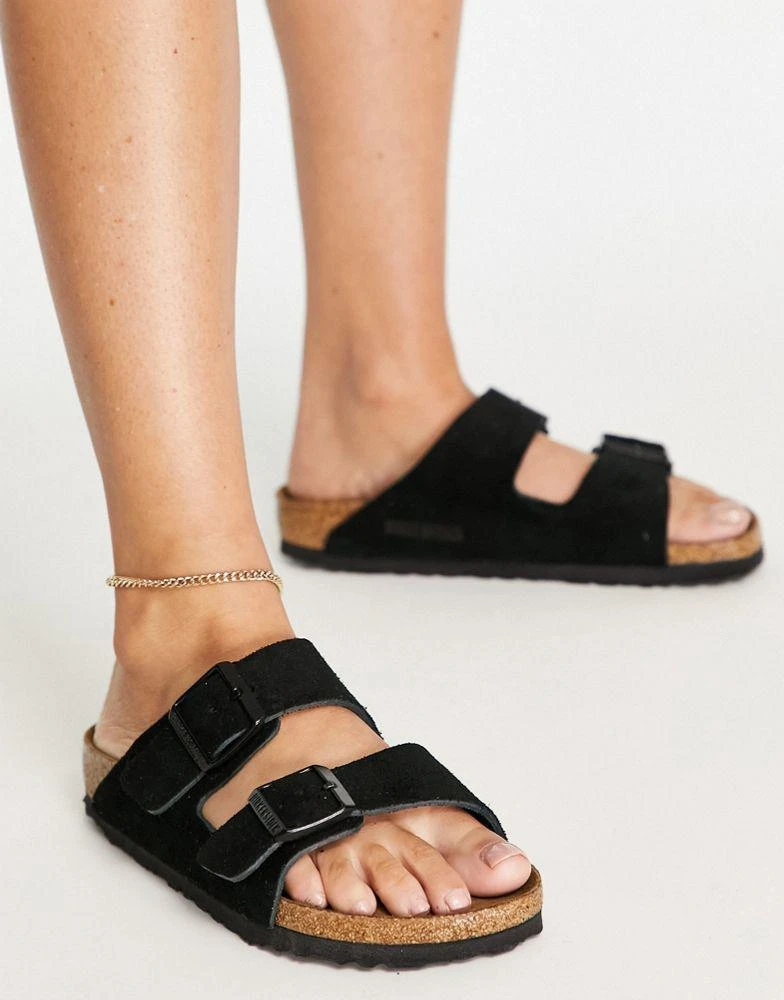 商品Birkenstock|Birkenstock Arizona suede flat sandals in black,价格¥1192,第1张图片