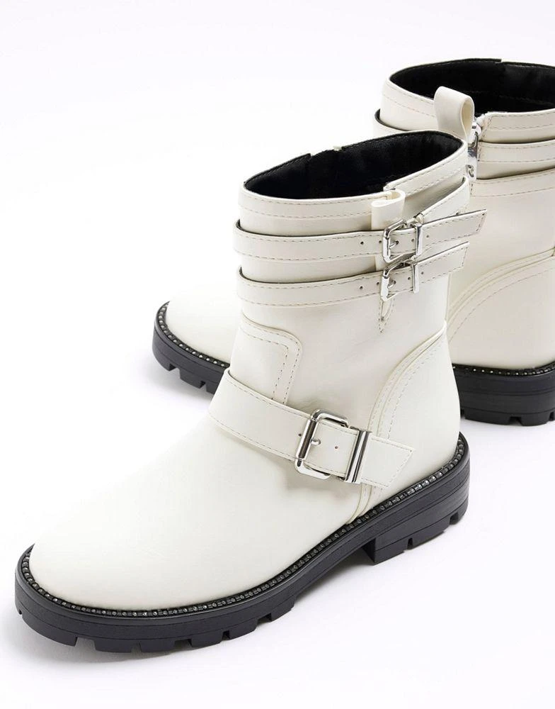 商品River Island|River Island Buckle biker boots in white,价格¥494,第2张图片详细描述