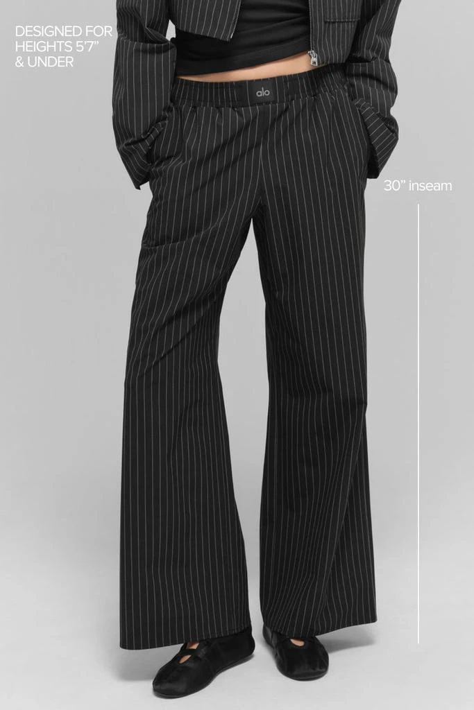 商品Alo|Pinstripe Daylight Boxer Pant (Regular) - Lunar Grey/White,价格¥1125,第2张图片详细描述