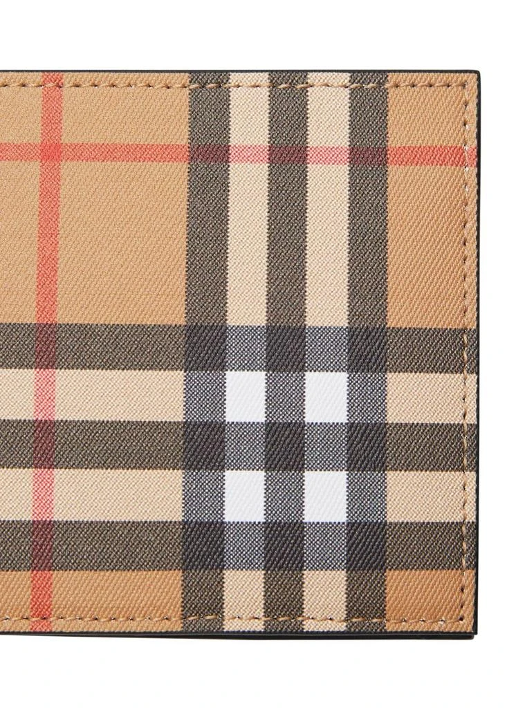 商品Burberry|Vintage check international bifold wallet,价格¥2468,第2张图片详细描述