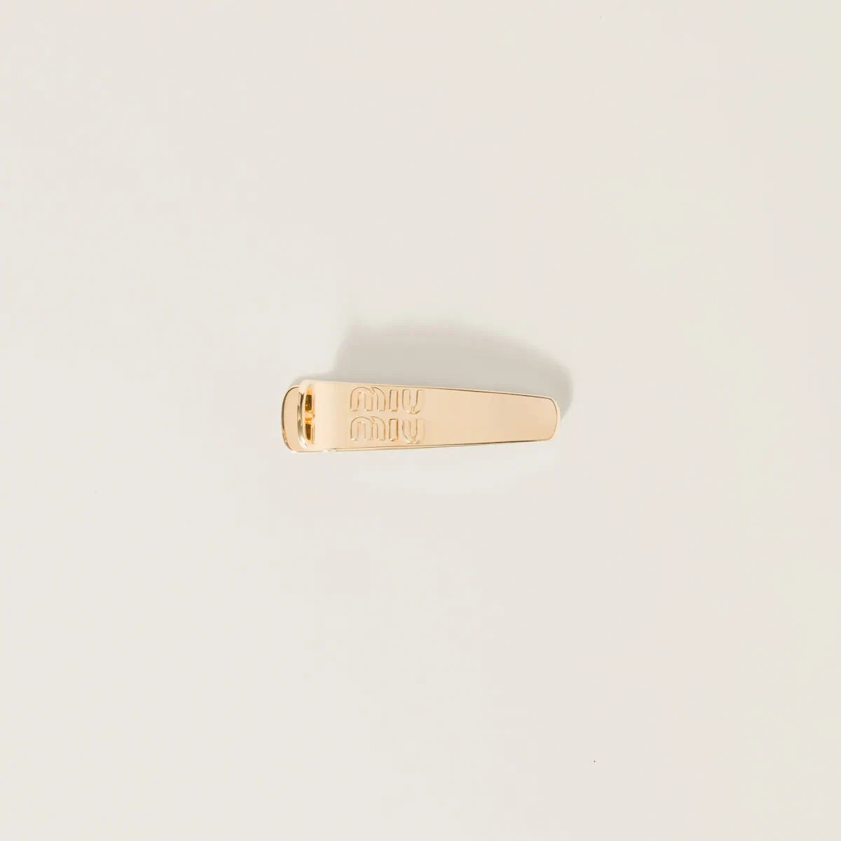 商品Miu Miu|【预售】 缪缪 25春夏 女士 发夹 Pince à cheveux en métal 5IF222_2DTU_F0056 ,价格¥4024,第1张图片