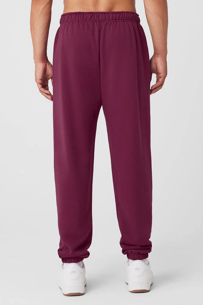 商品Alo|Accolade Sweatpant - Wild Berry,价格¥959,第2张图片详细描述