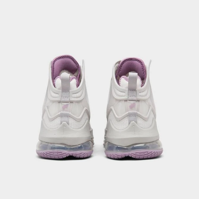 Nike LeBron 19 Basketball Shoes 商品