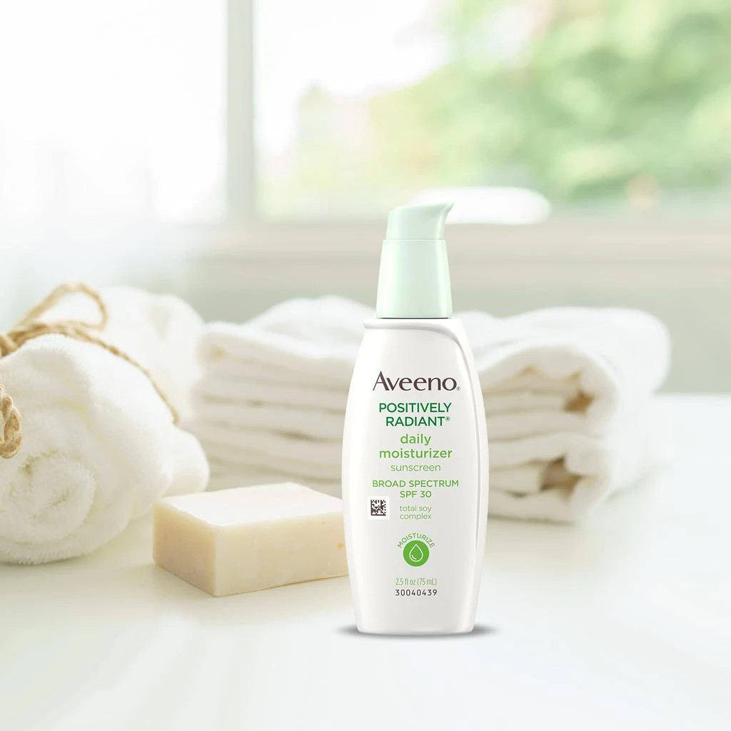 商品Aveeno|Aveeno Positively Radiant Daily Facial Moisturizer with Total Soy Complex and Broad Spectrum SPF 30 Sunscreen, Oil-Free and Non-Comedogenic, 2.5 fl. oz,价格¥133,第5张图片详细描述