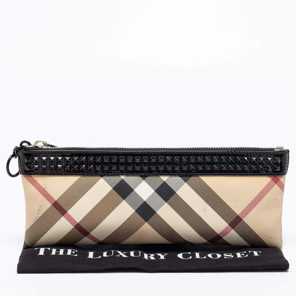 Burberry Beige/Black Nova Check PVC and Patent Leather Studded Wristlet Clutch 商品