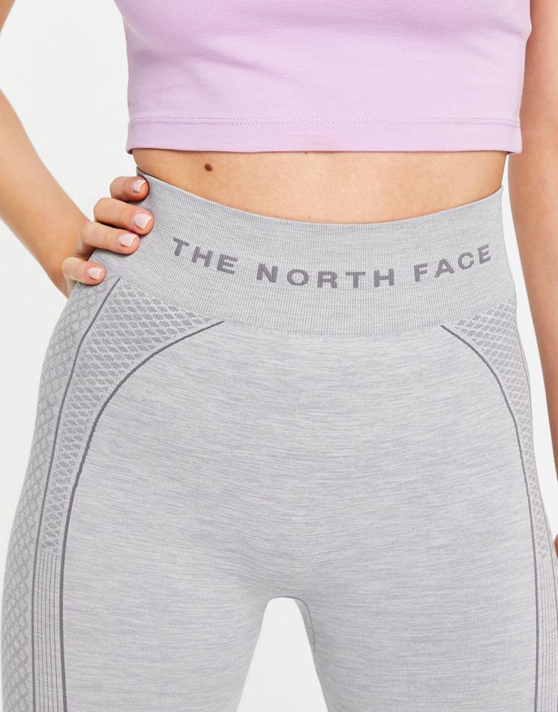 The North Face Training base layer legging shorts in grey商品第3张图片规格展示