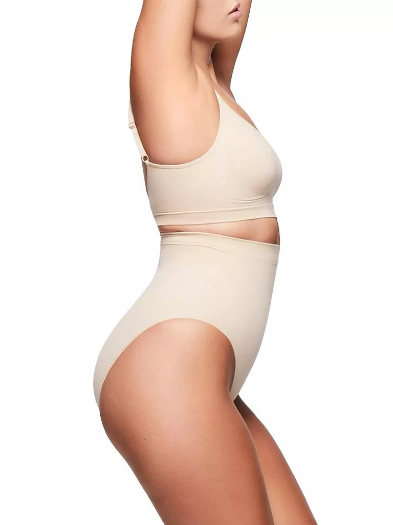 商品SKIMS|Seamless Sculpt Bralette,价格¥331,第4张图片详细描述