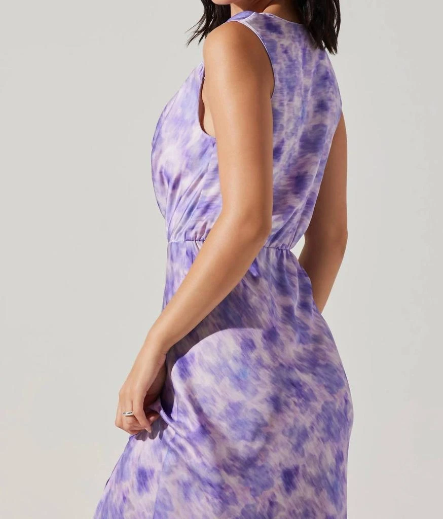 商品ASTR|Elin Dress In Purple Abstract,价格¥639,第5张图片详细描述