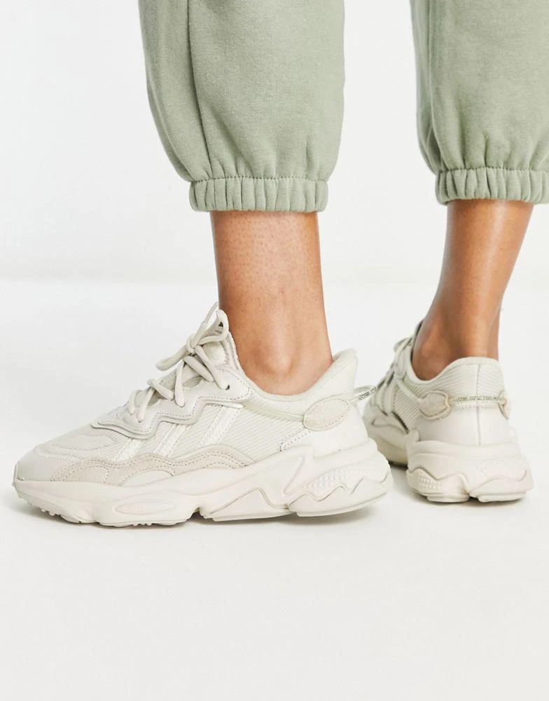 商品Adidas|adidas Originals Ozweego trainers in beige,价格¥665,第4张图片详细描述