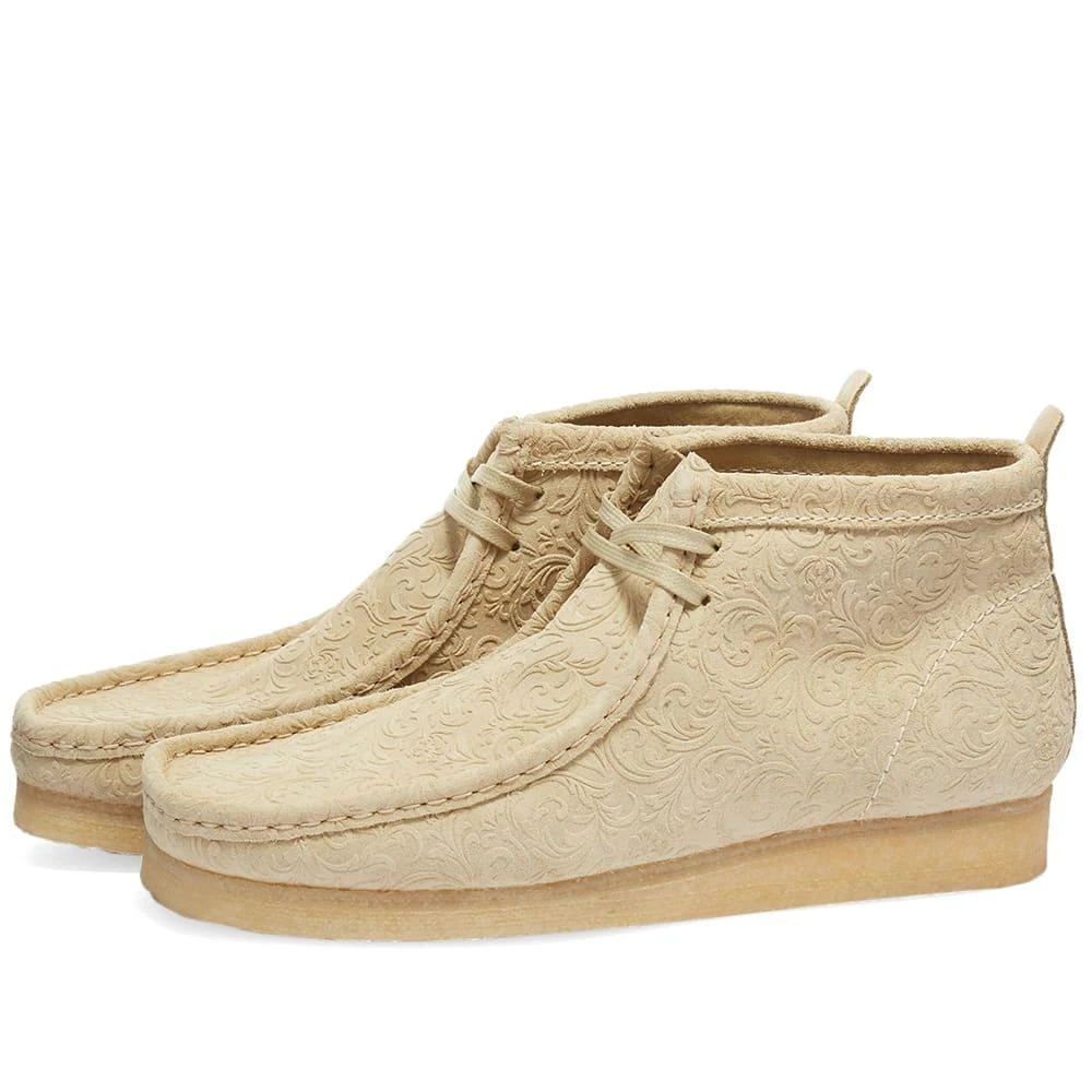 商品Clarks|END. x Clarks Originals Oxford Flowers Wallabee Boot,价格¥869,第1张图片