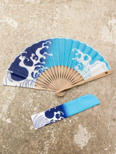 商品KAYA|Japan Motif Foldable Fan with Pouch,价格¥246,第2张图片详细描述