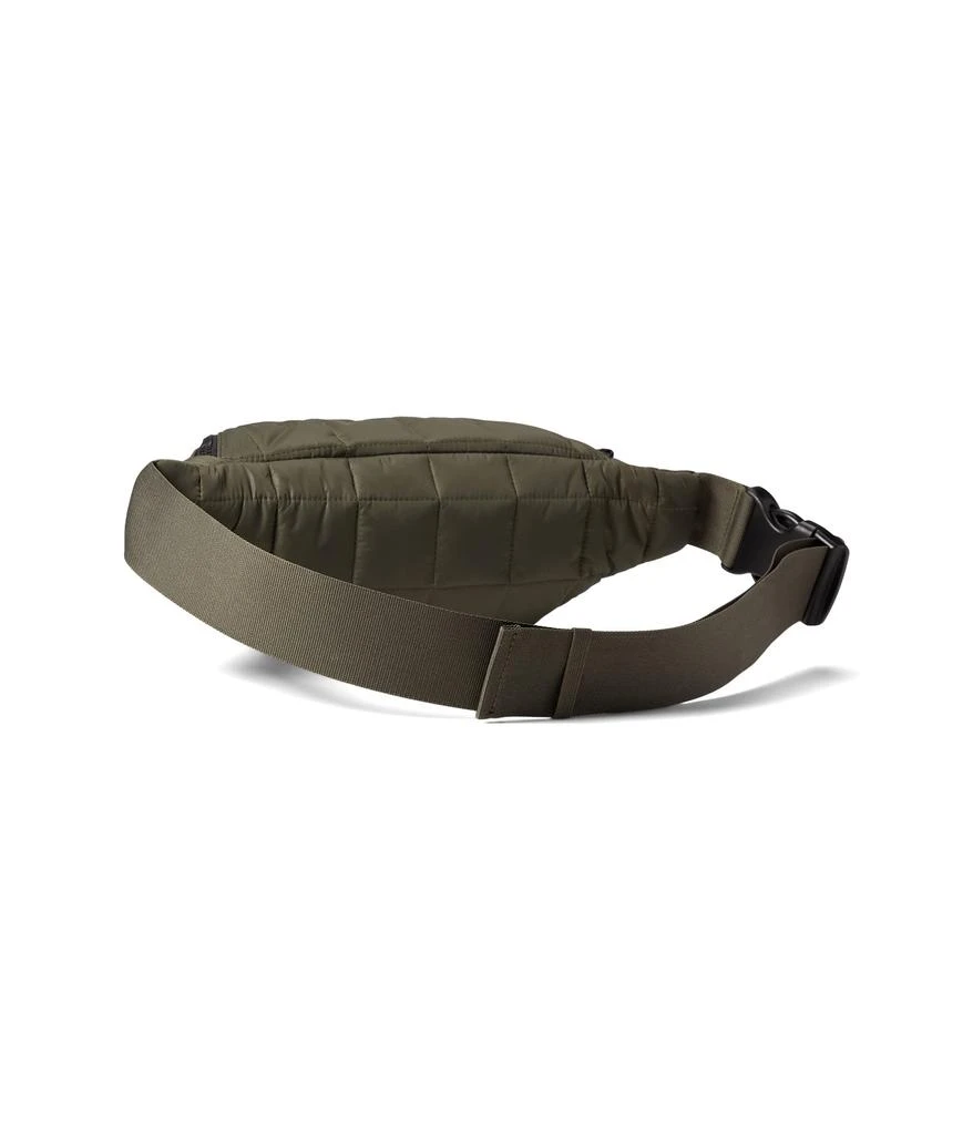 商品UGG|Gibbs Belt Bag Puff,价格¥826,第2张图片详细描述