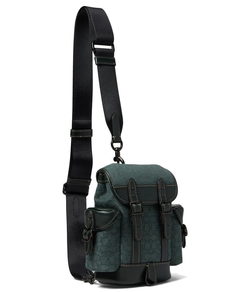商品Coach|Hitch Backpack 13 in Micro Signature Jacquard,价格¥2894,第1张图片