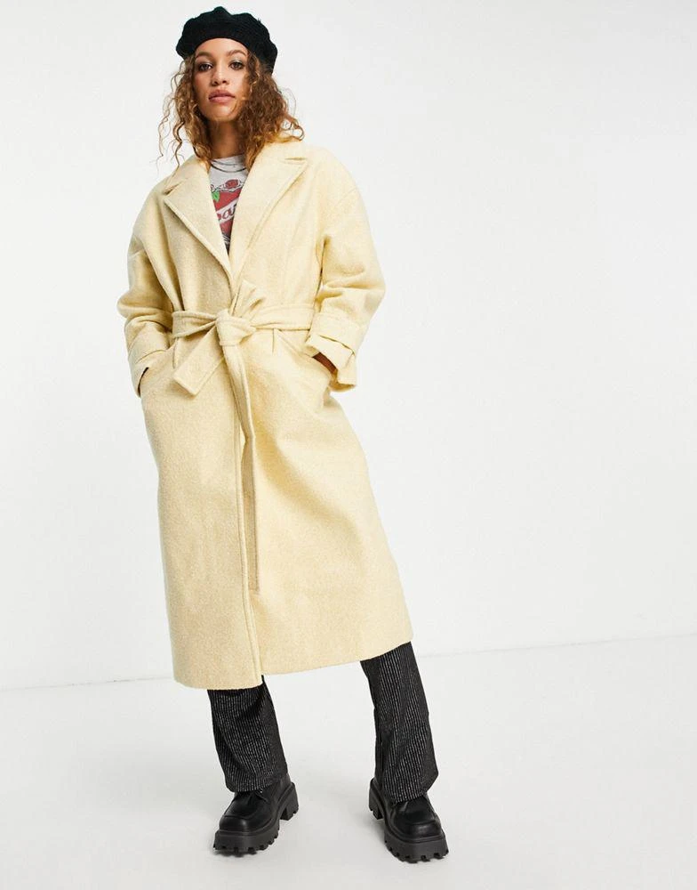 商品Topshop|Topshop boucle wrap belted coat in lemon,价格¥270,第4张图片详细描述