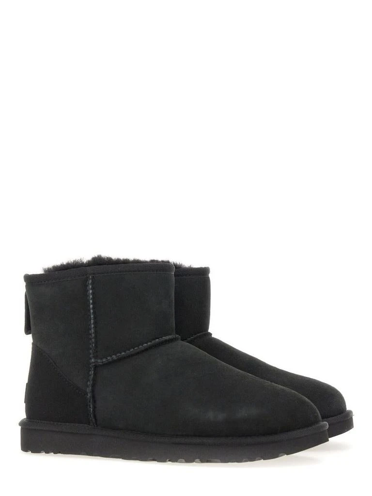 商品UGG|UGG Boots in Black,价格¥1355,第2张图片详细描述