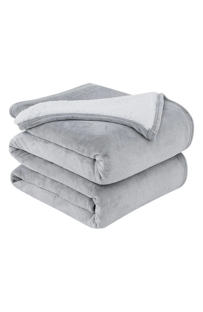 商品SOUTHSHORE FINE LINENS|Faux Shearling Fleece Oversized Reversible Blanket,价格¥413,第2张图片详细描述