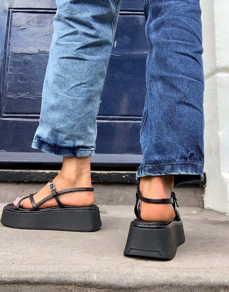 商品Vagabond|Vagabond Courtney strappy flatform sandals in black,价格¥691,第4张图片详细描述