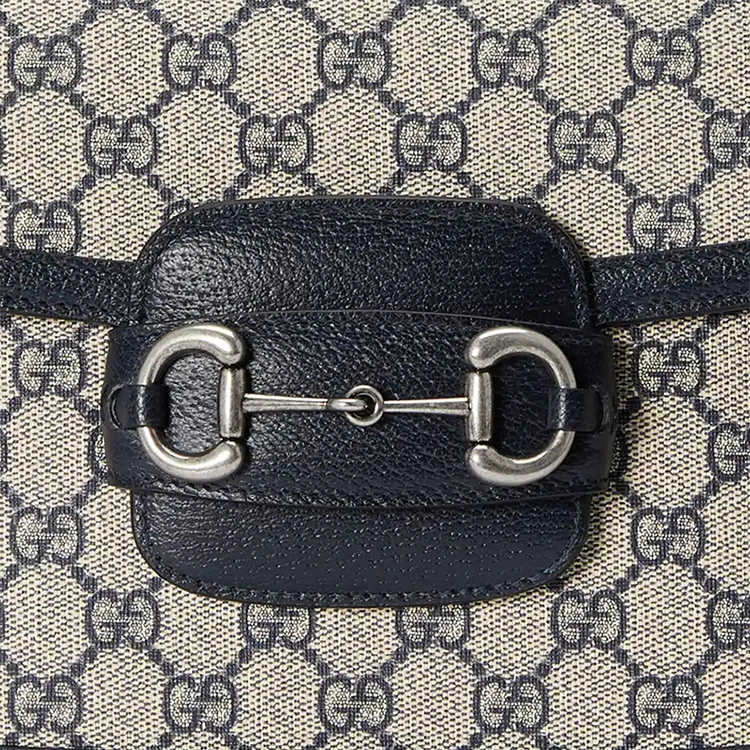 商品[国内直发] Gucci|古驰 Horsebit 1955 复古银扣马衔扣老花Logo 帆布拼皮革饰边 手提单肩斜挎包 小号 男女同款 蓝色/米色,价格¥12716,第9张图片详细描述