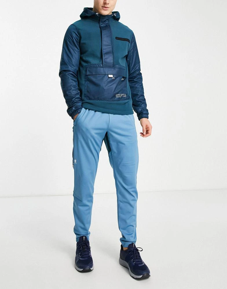 商品Under Armour|Under Armour CGI Utility half zip jacket in blue,价格¥407,第3张图片详细描述