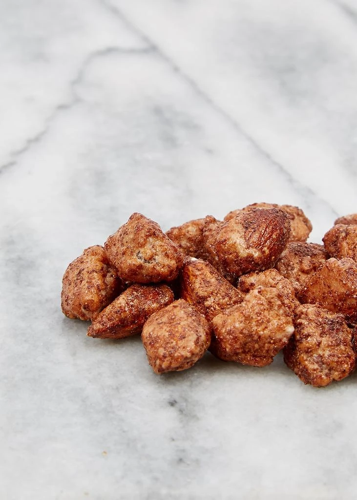 商品Harvey Nichols|Caramelised Cinnamon Almonds 230g,价格¥68,第3张图片详细描述
