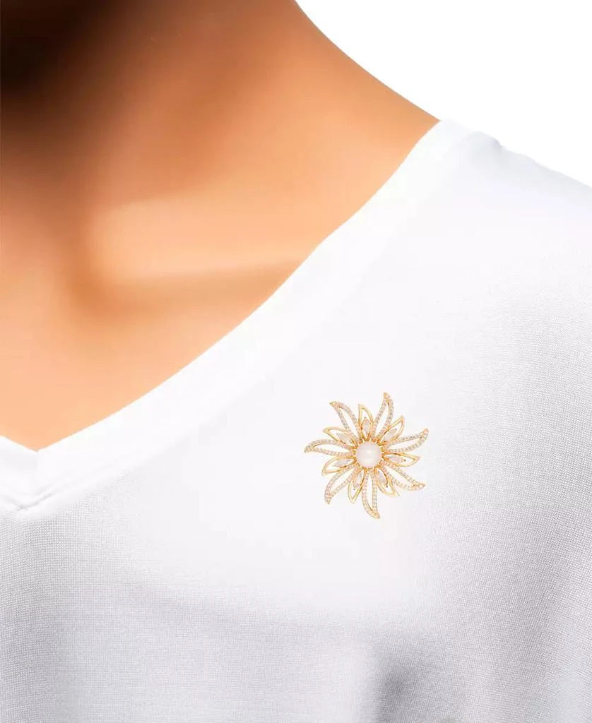 商品Macy's|Cultured Freshwater Pearl (9-1/2mm) & Cubic Zirconia Sunburst Convertible Pin to Pendant in 18K Gold-Plated Sterling Silver,价格¥1196,第2张图片详细描述