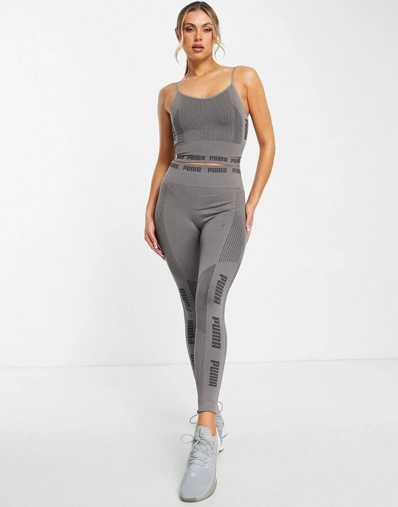 商品Puma|Puma Training Evoknit seamless light support sports bra in charcoal grey,价格¥129,第3张图片详细描述