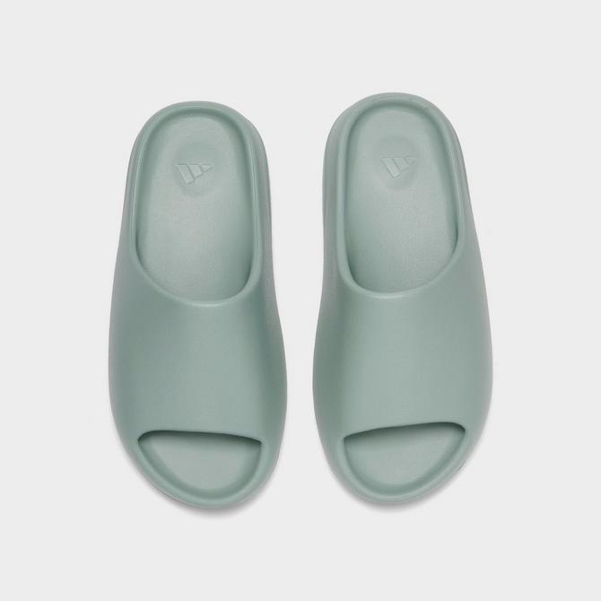 yeezy bubble slides