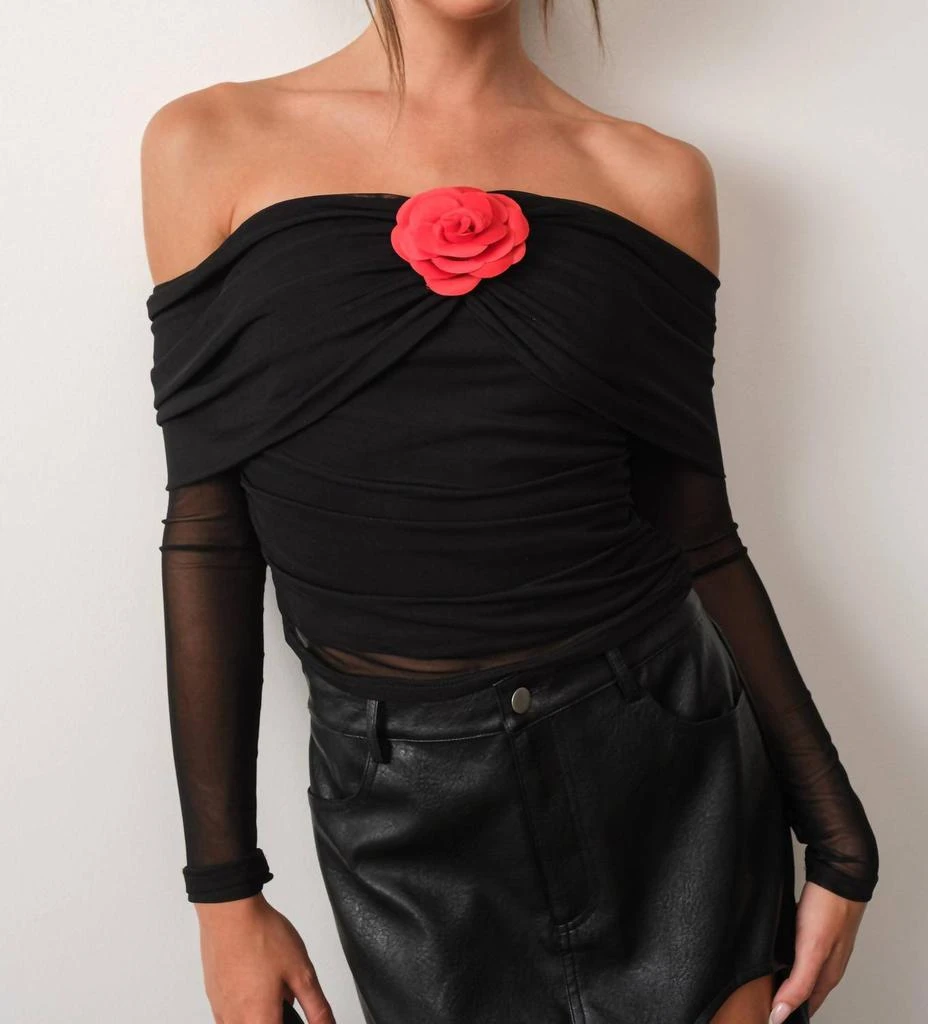 商品Pretty Garbage|Pretty Garbage - Dixie Rosette Off Shoulder Top,价格¥310,第2张图片详细描述