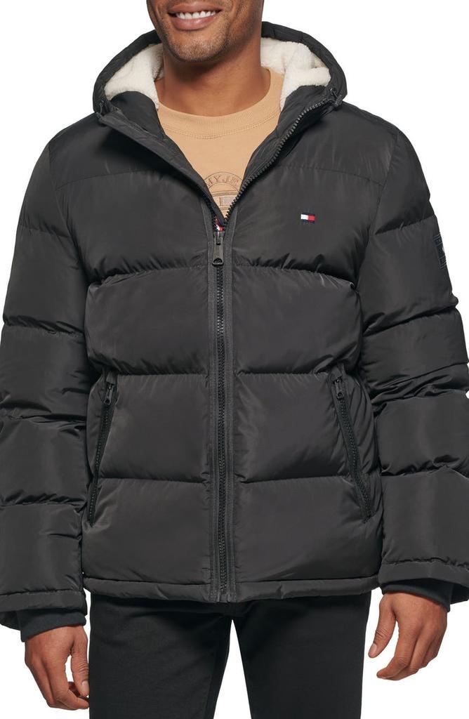商品Tommy Hilfiger|Faux Shearling Lined Hooded Puffer Jacket,价格¥588,第3张图片详细描述